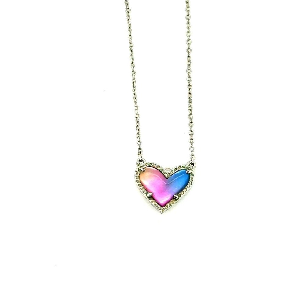 Kendra Scott Ari in‎ Lilac Necklace